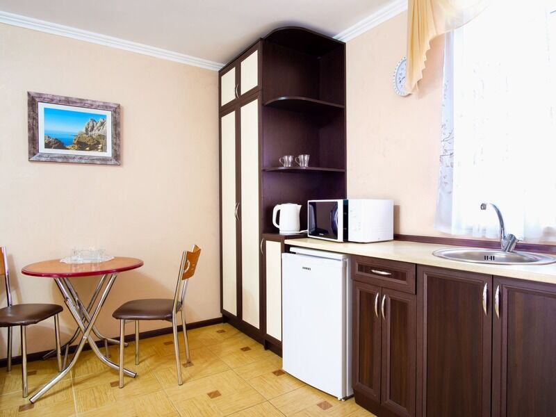 Люкс 2-местный 2-комнатный с мини-кухней