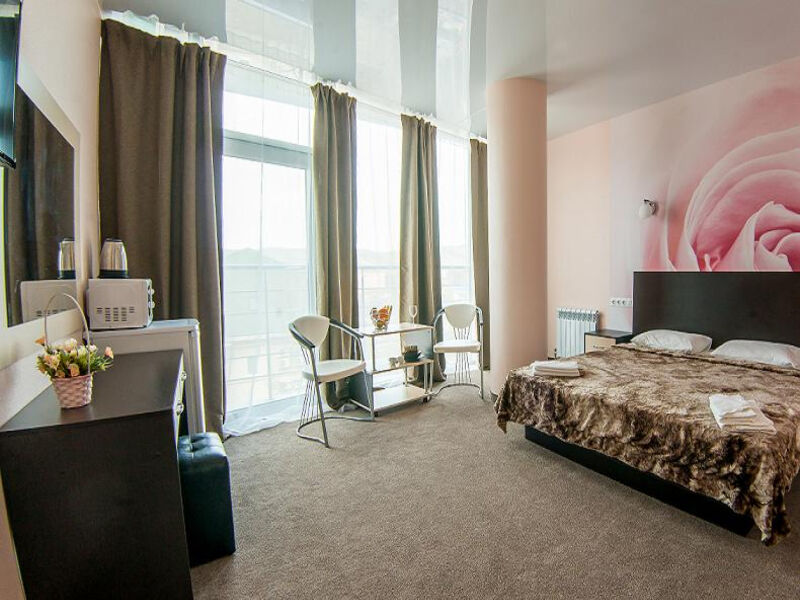 Полулюкс 2-местный 1-комнатный с французским балконом 4С