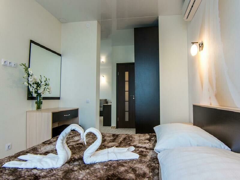 Полулюкс 2-местный 2-комнатный с террасой 4В