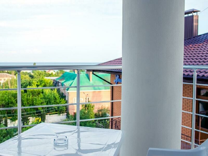 Полулюкс 2-местный 2-комнатный с террасой 4В