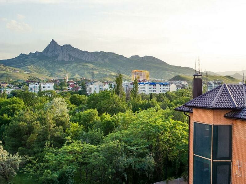 Полулюкс 2-местный 2-комнатный с террасой 4В