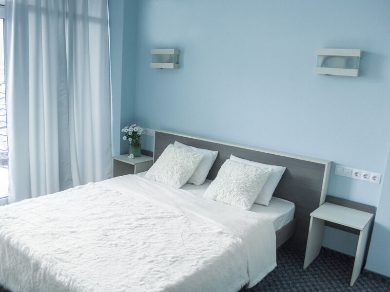 Стандарт 2-местный с балконом (вид на горы)