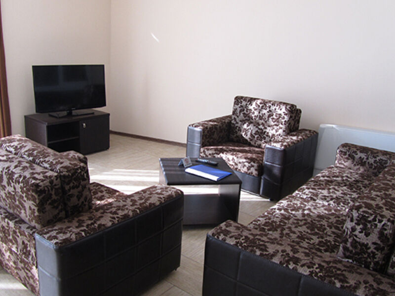 Люкс 2-местный (вид на море)