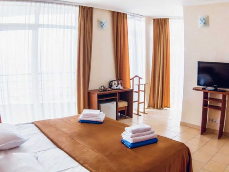 Полулюкс семейный 2-местный