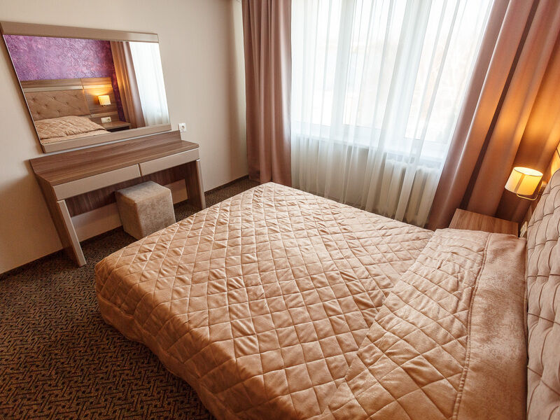 Джуниор Сюит 2-местный 2-комнатный (корпус 1)