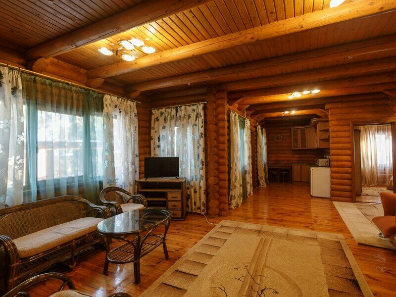 Люкс 3-местный 3-комнатный (в отдельно стоящем срубе