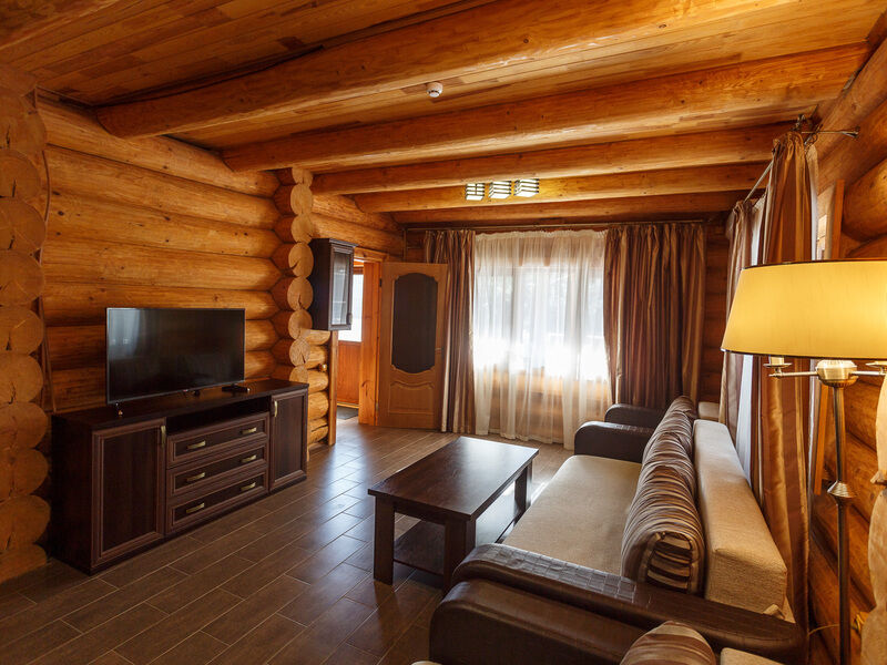 Люкс 6-местный 3-комнатный 2-этажный (в отдельно стоящем срубе)