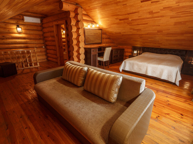 Люкс 6-местный 3-комнатный 2-этажный (в отдельно стоящем срубе)