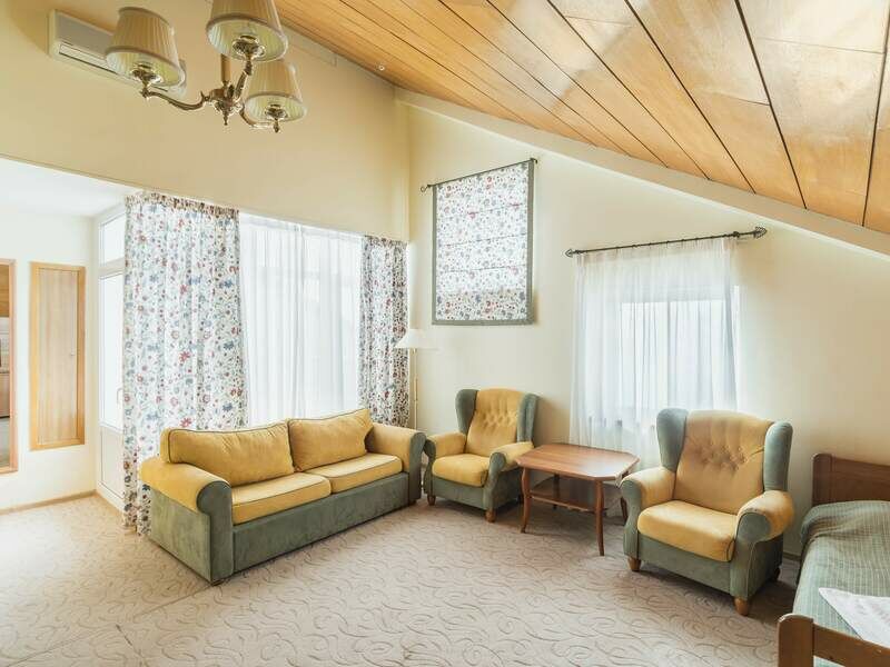 Полулюкс 2-местный 1-комнатный (вид на парк)