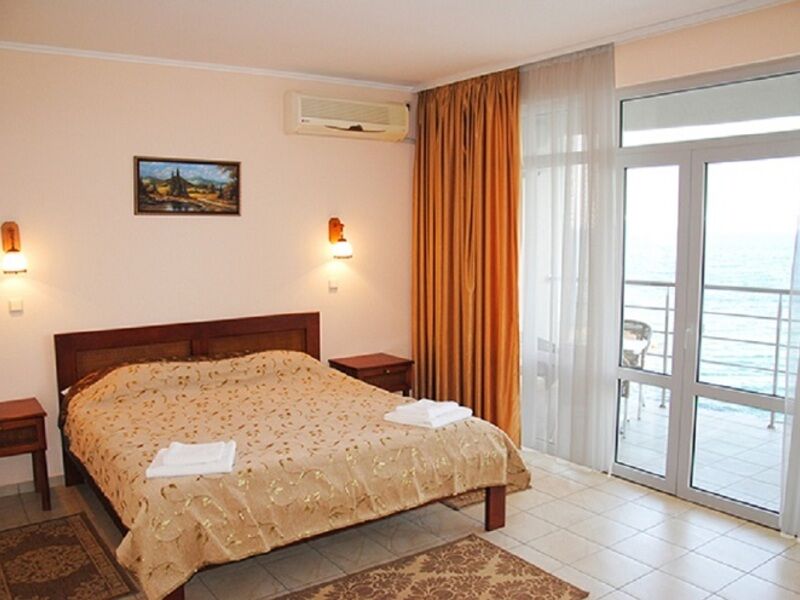 Апартаменты с мини-кухней 2-комнатный