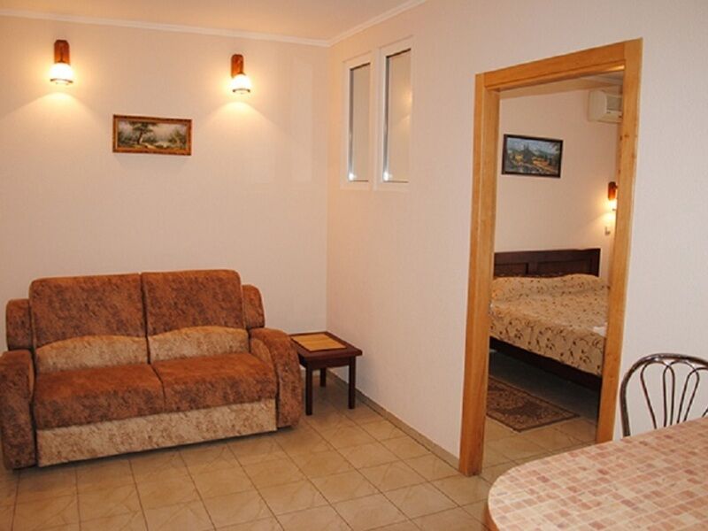 Апартаменты с мини-кухней 2-комнатный