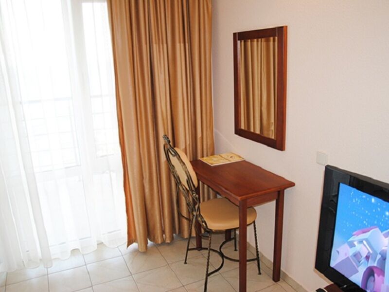 Апартаменты с мини-кухней 2-комнатный