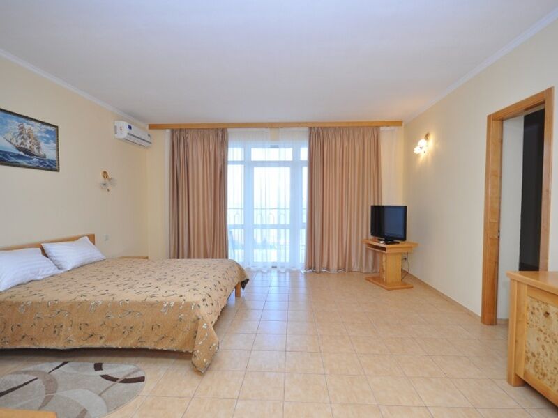 Стандарт улучшенный двуспальная кровать и односпальная кровать