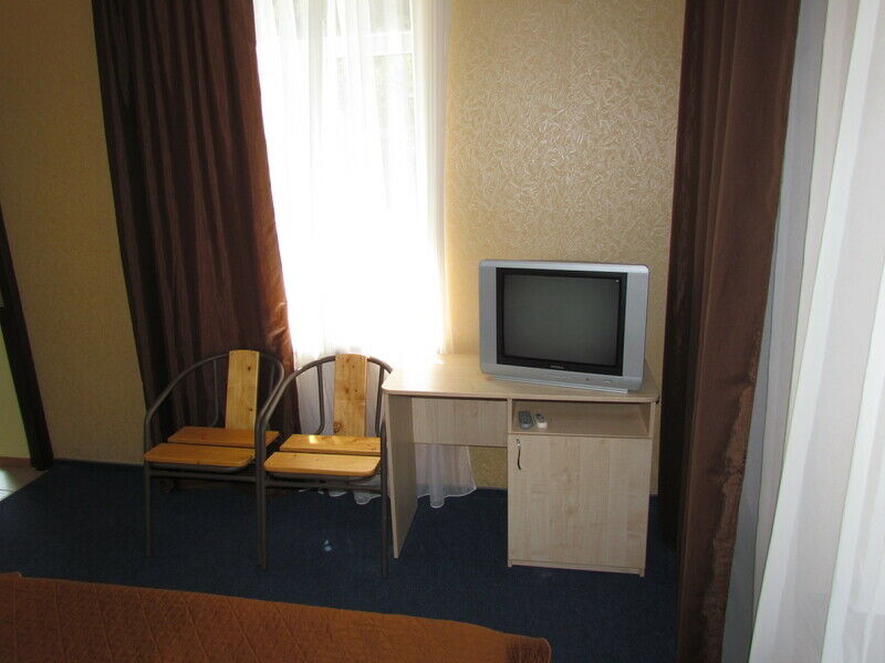 Vip-3 6-местный 3-комнатный корпус Парк