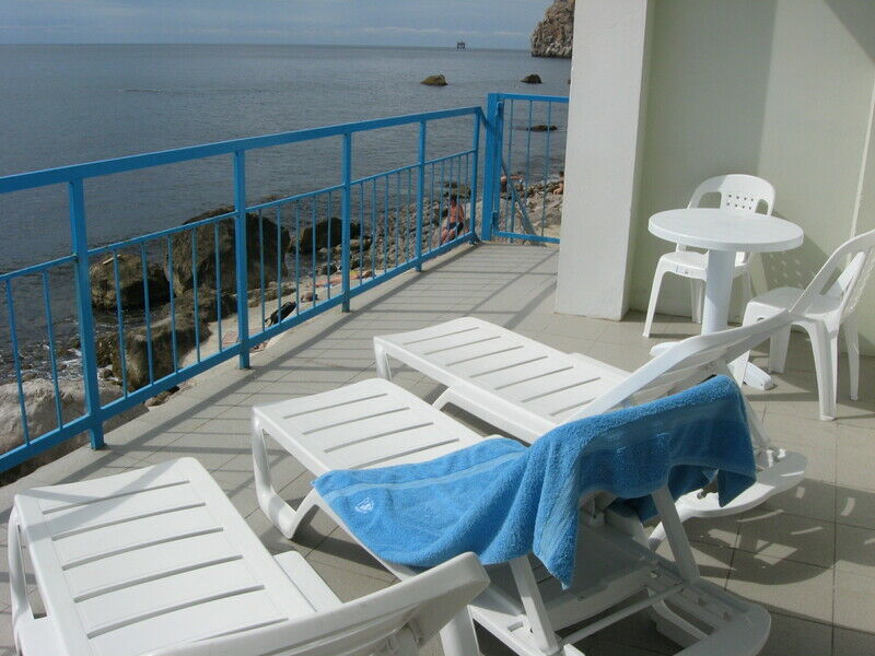 Балкон Vip 6-местный 3-комнатный корпус Море