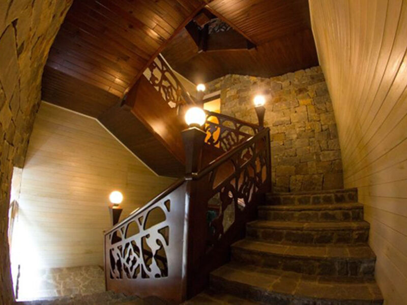 Внутренняя лестница | Астарта, Крым