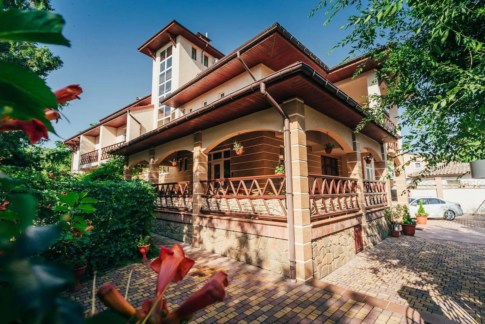 Корпус | Reiss, Крым