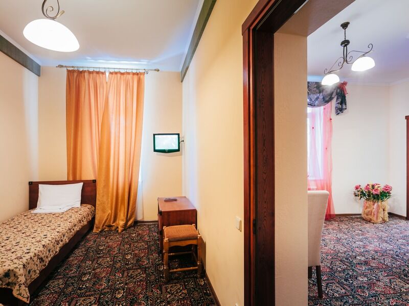 Семейный Люкс 4-местный 2-комнатный