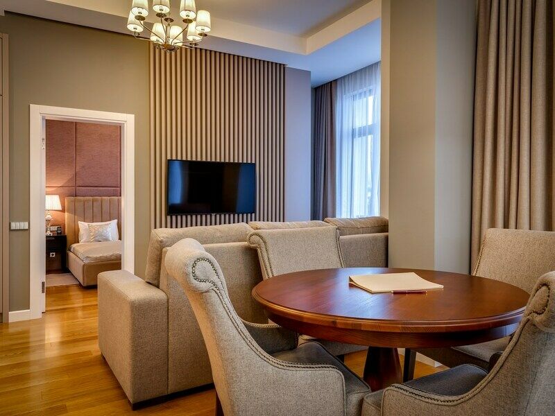 Апартаменты 6-местный 3-комнатный (Пугачев №10)