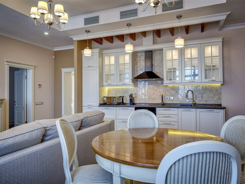 Апартаменты 8-местный 4-комнатный (Сальери №13)