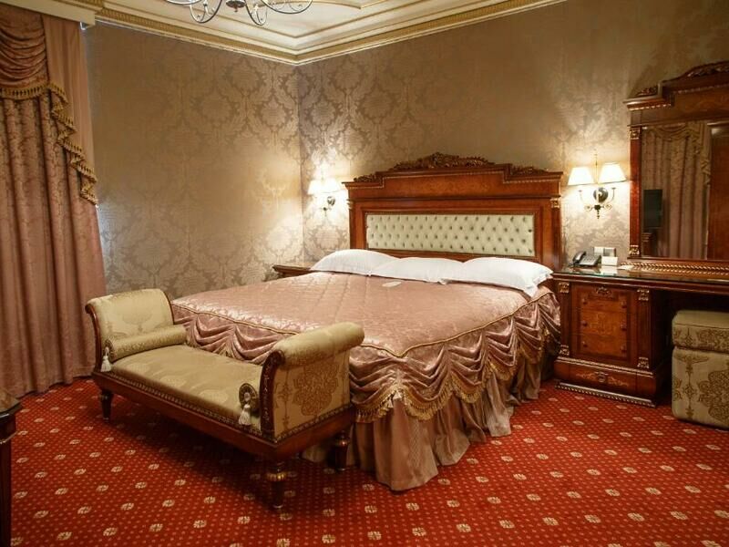 Suite Президентский 2-местный 3-комнатный