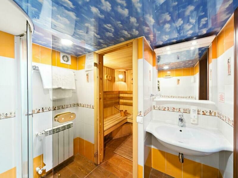 Люкс 2-местный с сауной Буржуйский