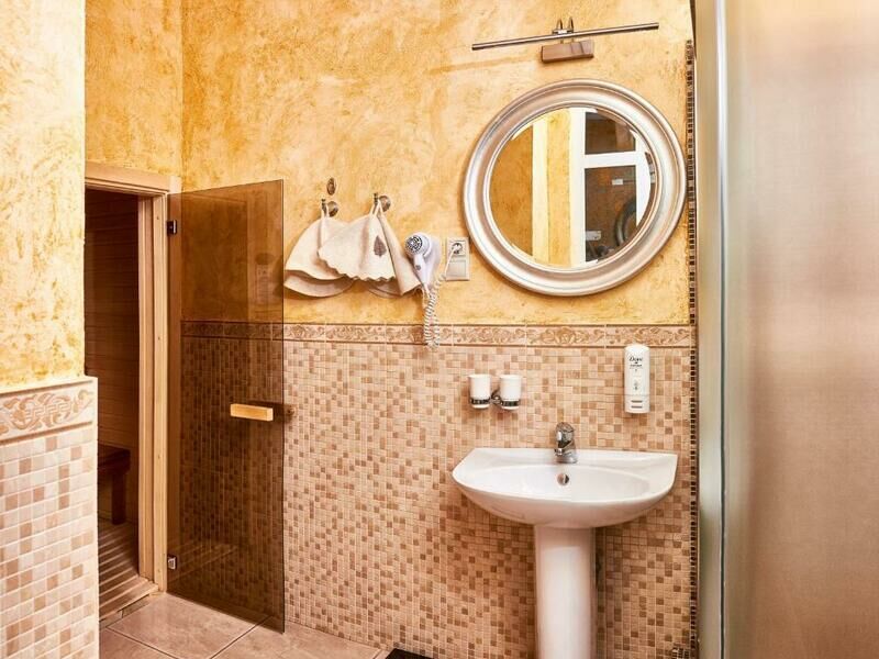 Люкс 2-местный с сауной Премьерский