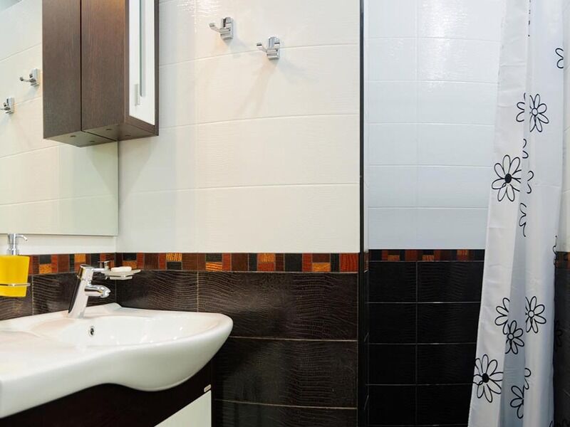 Семейная комната De Luxe с двуспальной кроватью и диваном (литер "А")