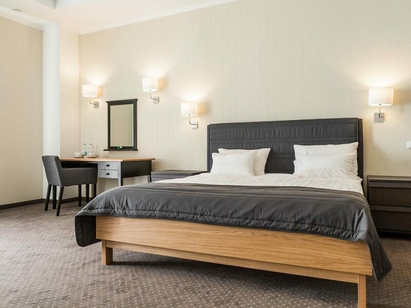 Люкс 2-местный 2-комнатный Термаль Pool view