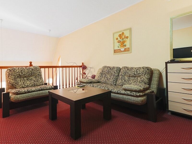 Сьют 2-местный 3-комнатный 2-уровневый