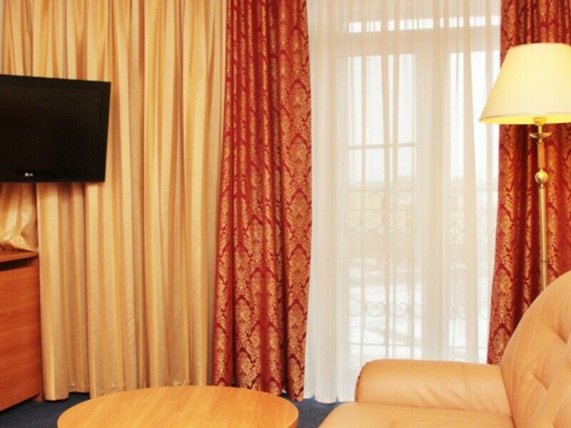 Люкс 4-местный 2-комнатный TWIN