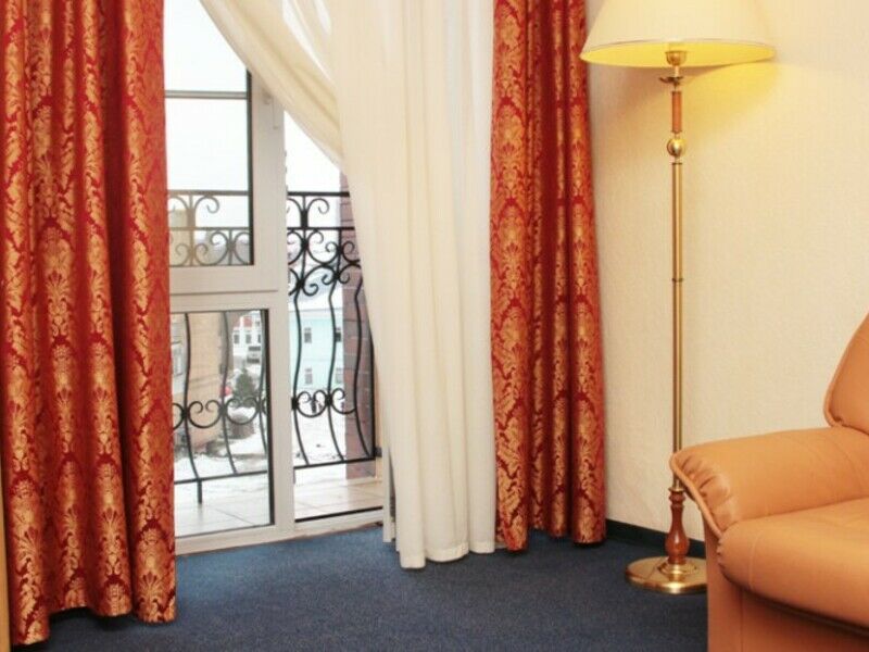 Люкс 4-местный 2-комнатный TWIN