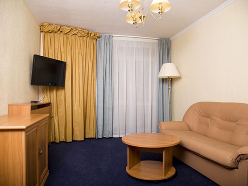 Люкс 4-местный 2-комнатный TWIN