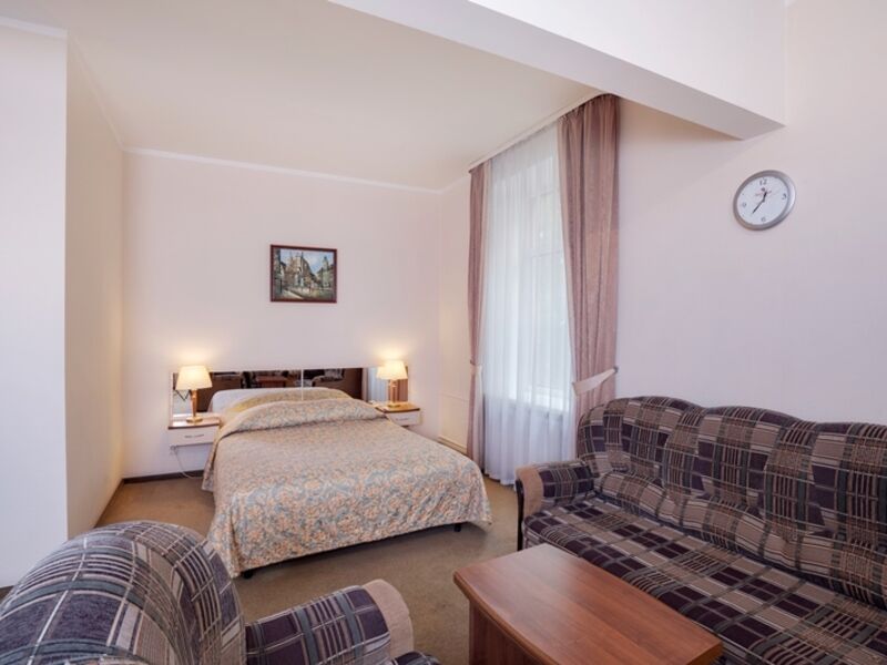 Семейный (Family)