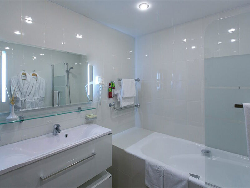 Люкс Гранд 2-местный