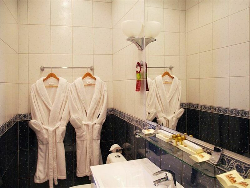 Люкс Панорамный 2-местный 2-комнатныйb