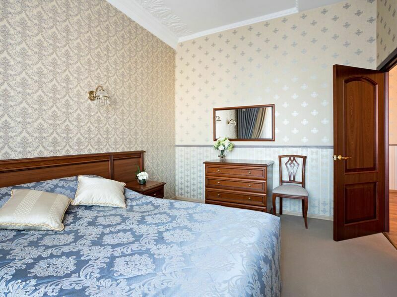 Люкс Триумфальный 2-местный 3-комнатный