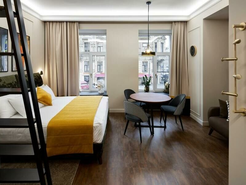 Студия 4-местный 2-уровневый Делюкс