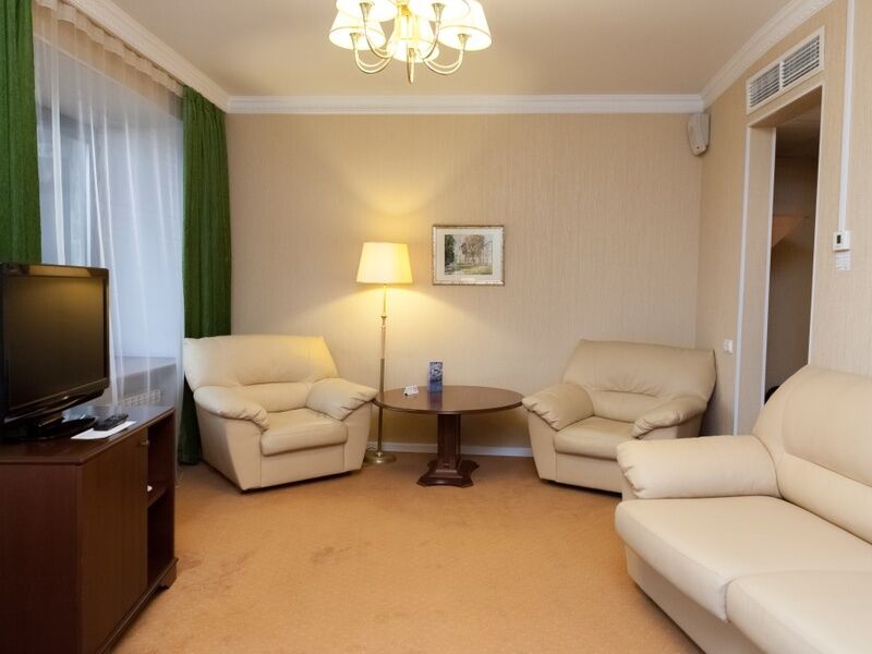 Люкс 2-местный 2-комнатный плюс