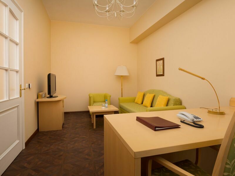 Сьют 2-местный