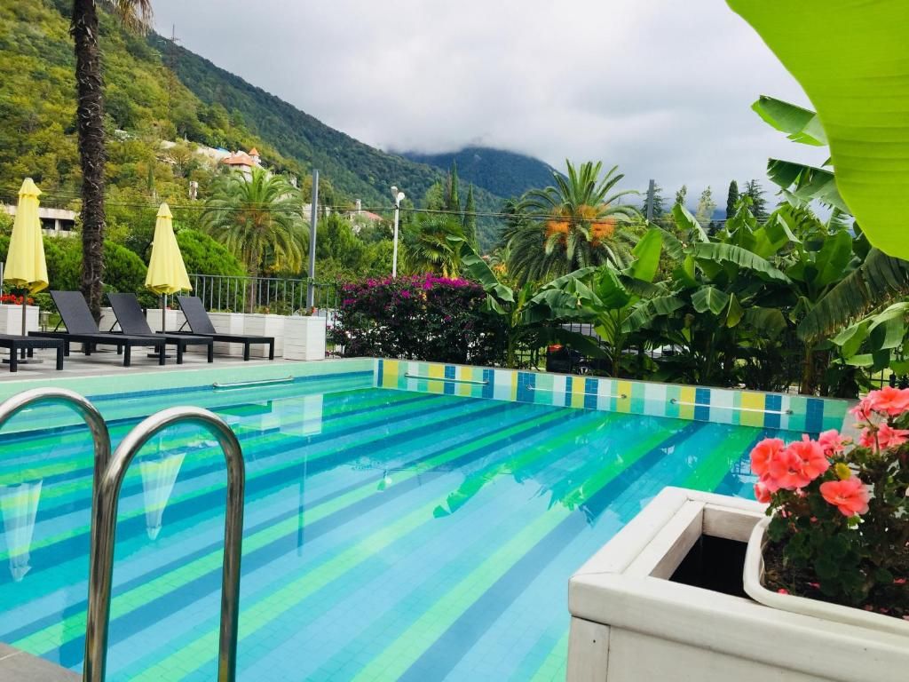 Бассейн | Sunrise Garden Hotel, Гагрский район