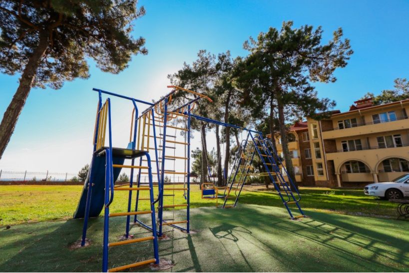 Детская игровая площадка | Дельфин, Гагрский район