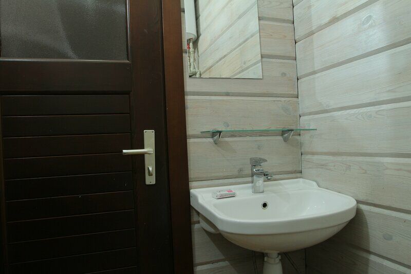 Стандарт 1-местный 1-комнатный (с балконом)