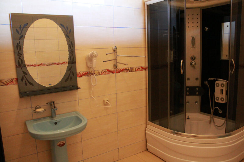 Люкс 2-местный 2-комнатный, типа "Коттедж" (вид на море)