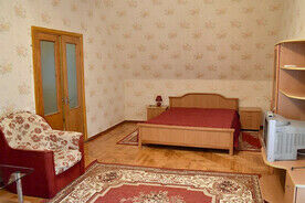 Люкс 2-местный 2-комнатный люкс в корпусе "Генеральский", Санаторий МВО-Сухум, Сухум