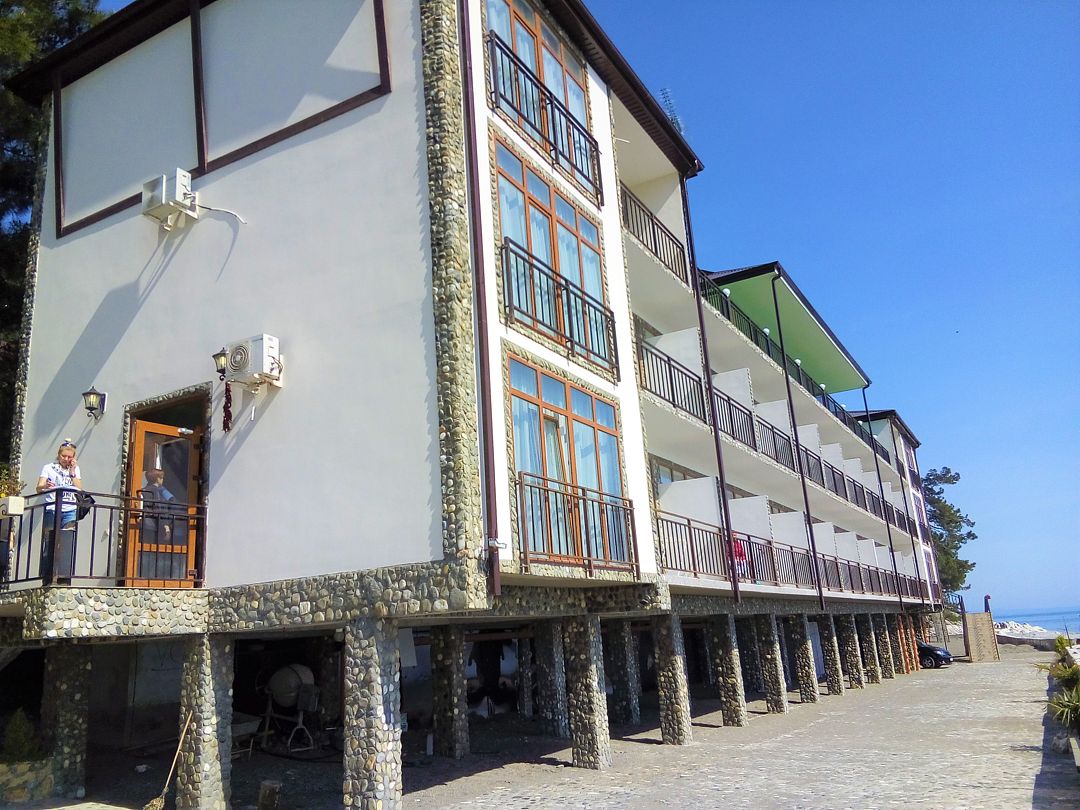 Корпус Люкс | Белые скалы, Гагрский район