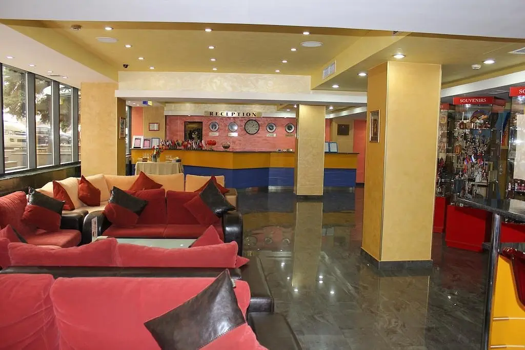 Ресепшен | Erebuni Hotel, Ереван