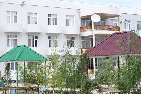 Внешний вид | Чудесный Нафталан, Гянджа-Дашкесанский экономический район