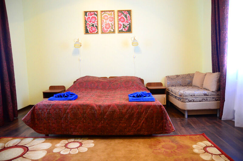 Коттедж  2-местный Полулюкс (коттедж 1)