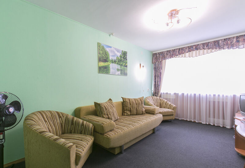 Люкс 4 -местный 2-комнатный (4)